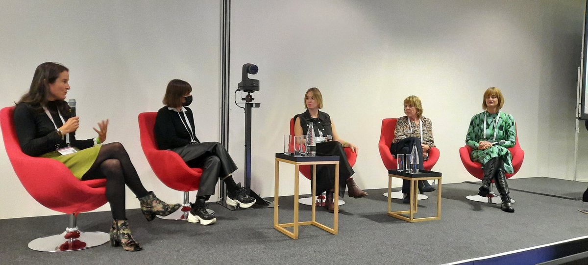 Angelina Namiba (@angelina_namiba) on Twitter photo #EACS2021 Really engaging panel discussion on: Women and HIV-Are we prepared for the future.
@DrYGilleece <a href="/KAPGyn/">Karoline Aebi-Popp</a> #EACS2021 Really engaging panel discussion on: Women and HIV-Are we prepared for the future.
@DrYGilleece <a href="/KAPGyn/">Karoline Aebi-Popp</a>