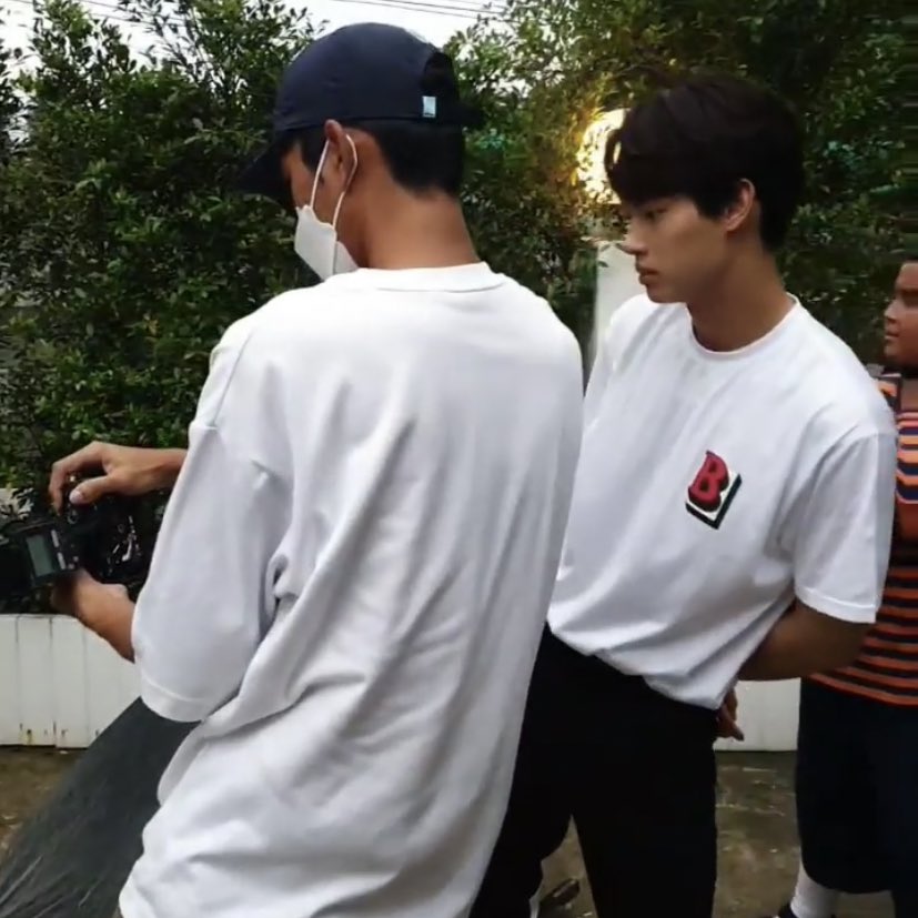 yklimkani's tweet photo. สุ่มแจกเสื้อvelence 1 ตัว 
(ด้อมไบร์ทวินเท่านั้น!!)
รี+ฟอล
#velencebkk
#ไบร์ทวิน https://t.co/ZFDw5knSjk