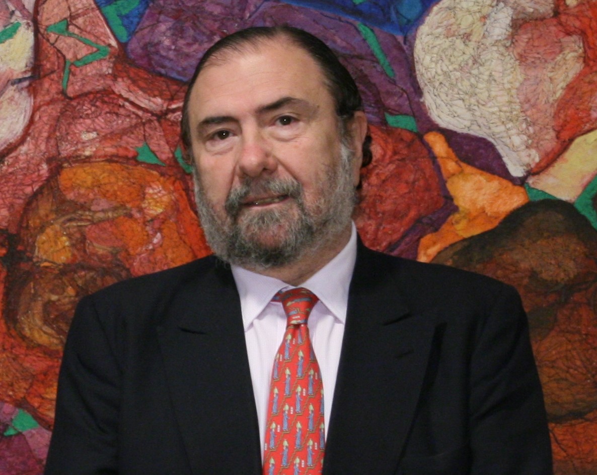 El Museo de Bellas Artes de Bilbao lamenta profundamente el fallecimiento de Javier Viar, director del museo entre 2002 y 2017. Su reconocida trayectoria profesional y su talante humanista han dejado una impronta indeleble en el museo y en la cultura vasca. In memoriam.