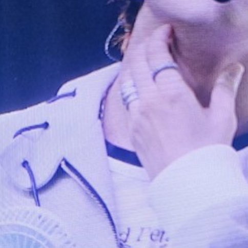 lNTAKPICS's tweet photo. never discredit the intak hands
#INTAK #P1Harmony https://t.co/4IsWFI4J00