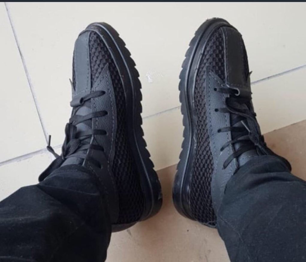 IBUTHOsneakers's tweet photo. 🔥🔥🔥🔥🔥🔥🔥🔥🔥🔥🔥

IBUTHO SNEAKERS 👟 

Genuine leather sneakers 
We courier Nationwide 🌎
Delivery in 3-5 days via paxi
Same day delivery around JHB CBD 

For Orders: 072 582 3636

Will Smith | Redi |  #Tembisa10 | Percy Tau | https://t.co/CBNHUmoZPT