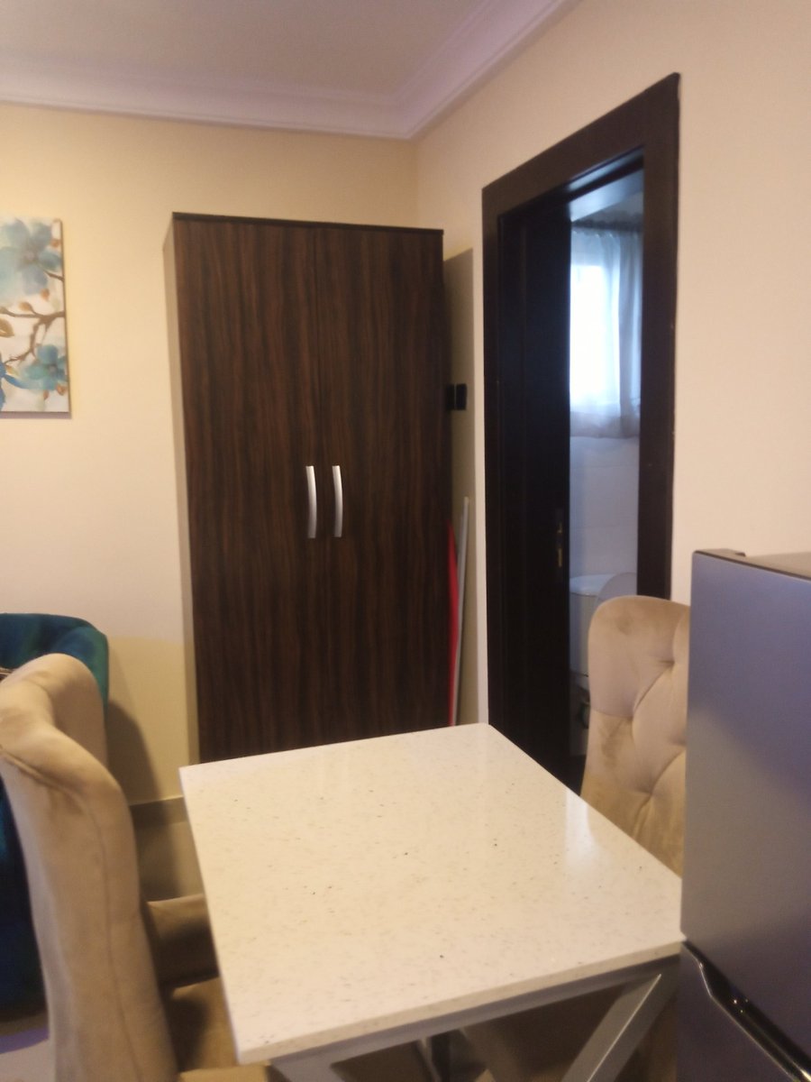 Kapcarrental's tweet image. #ShortletsIkeja 

For bookings
08111815339