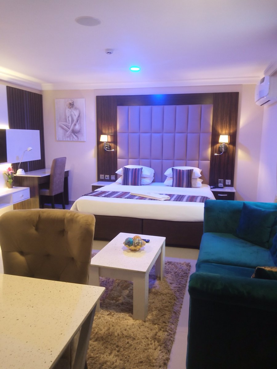 Kapcarrental's tweet image. #ShortletsIkeja 

For bookings
08111815339