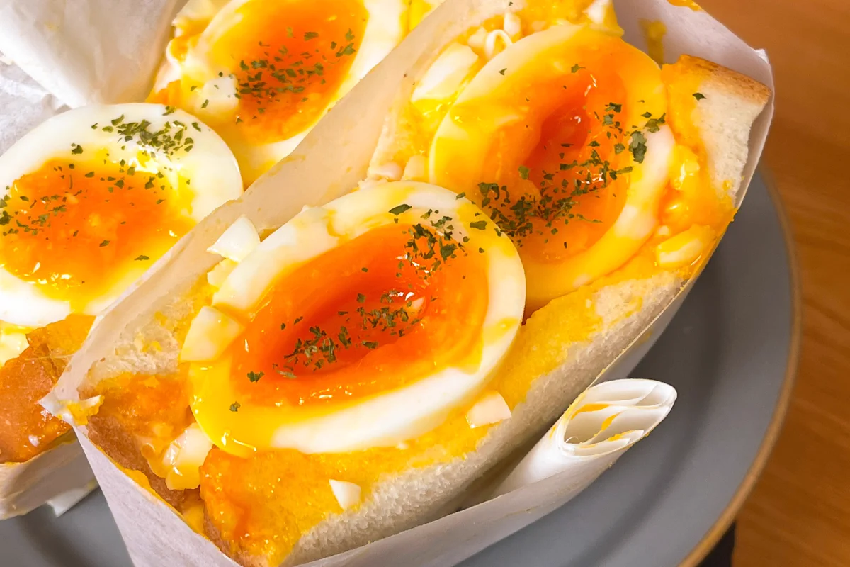 試してみたい！とろとろな半熟卵がとっても美味しそうな「たまごサンド」レシピ！