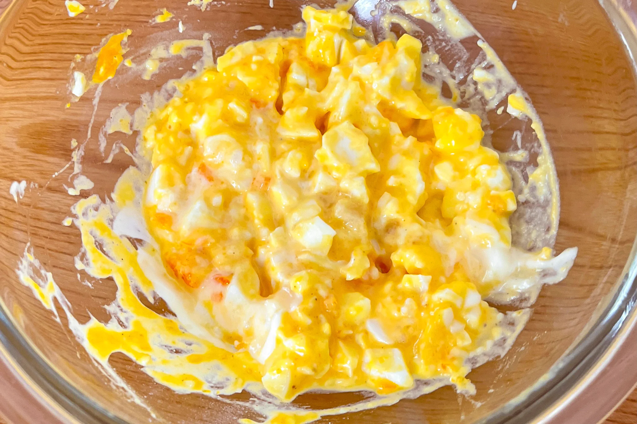 試してみたい！とろとろな半熟卵がとっても美味しそうな「たまごサンド」レシピ！