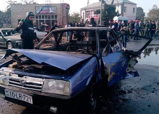 BabazadeSema5's tweet photo. 28 oktyabr - bu gün Ermənistanın Azərbaycana qarşı törətdiyi növbəti hərbi cinayətindən, terrordan 1 il ötür.
Terror qurbanlarını dərin hüzn və ehtiramla anırıq! 
#Azerbaijan #Bardacity #StopArmenianAggression #Terror #BardaTerror #StopArmenianWarCrime #StopArmenianTerror https://t.co/5SvqQ2A7Zo