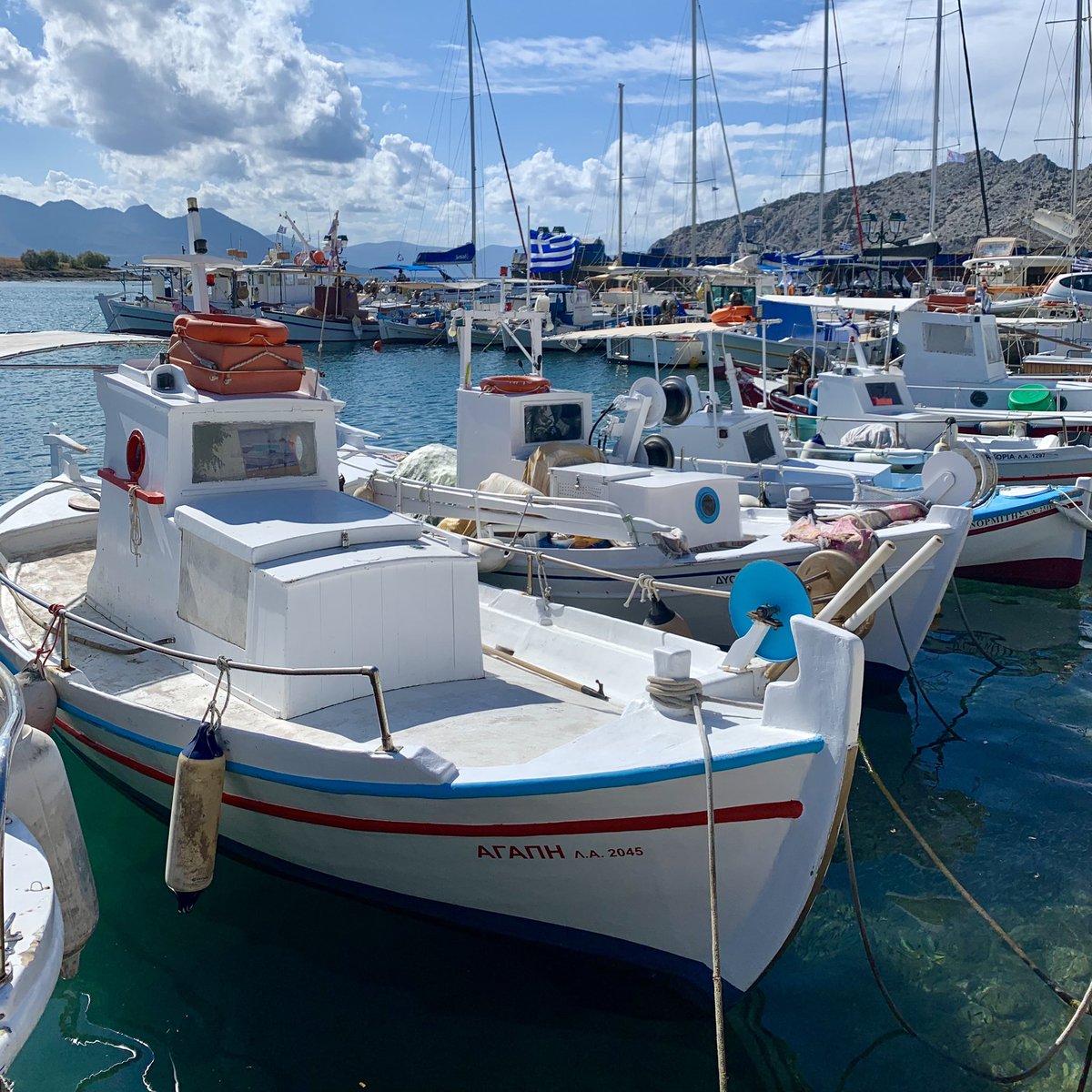 ValzeCook's tweet photo. #athens #athenes #surleblog #ontheblog #psiri #streetart #monastiraki #aegina #egine #portokalopita #orangecake https://t.co/lNpff6Wicr https://t.co/u8C3wMMaBK