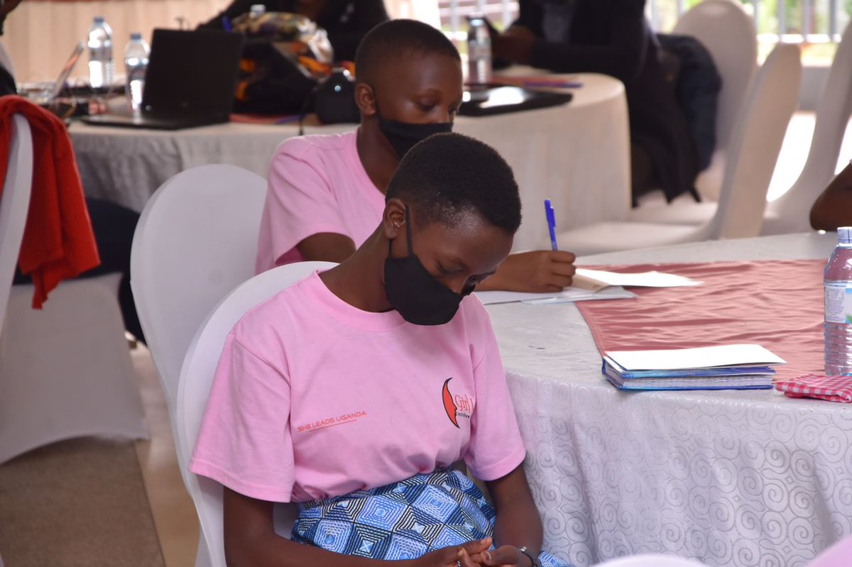 ArnoldDerrickA1's tweet photo. The National Level Stakeholders Dialogue Meeting happening.Theme; Enabling meaningful utilization of dialogue platform by GYW,The role of different actors in promoting access, affordability and awareness of digital platforms for GET in Uganda. 

#GYWAndDigitalisation https://t.co/xhdcWwZGTm