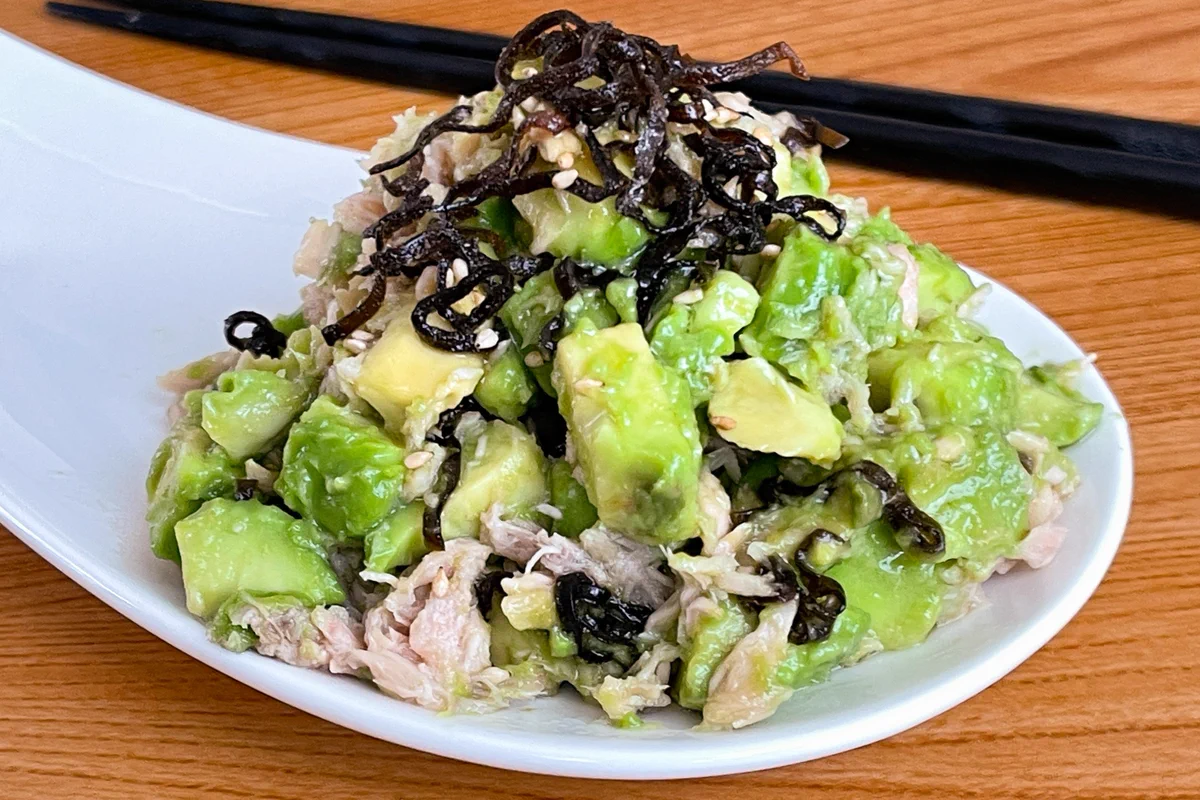 必要な材料はたった4つ！作り方もとっても簡単な「アボカド」レシピ！