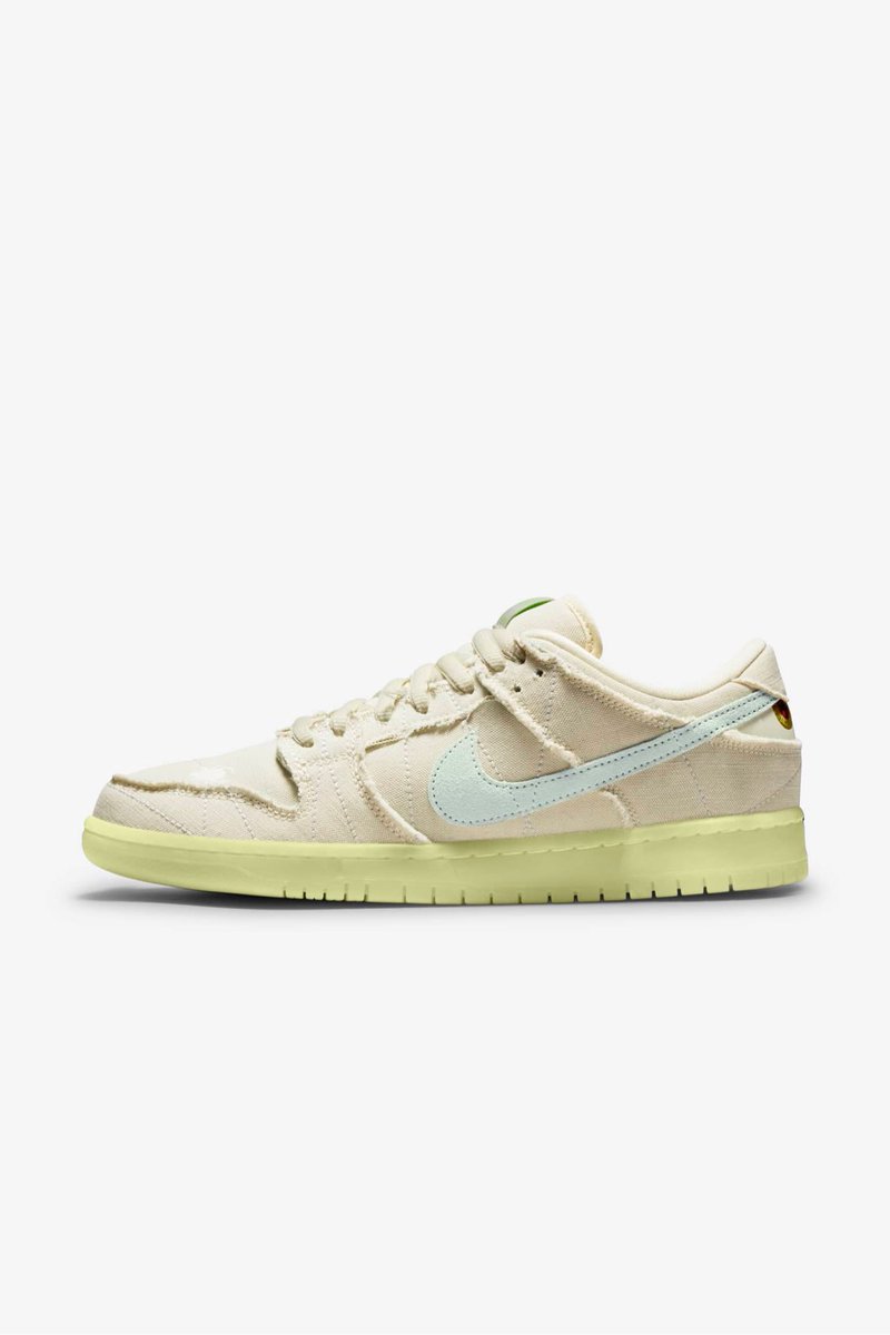 wuboyang's tweet photo. 通过 Nike SNKRS 查看：https://t.co/8cfcFguoSe https://t.co/swdPTE0H82