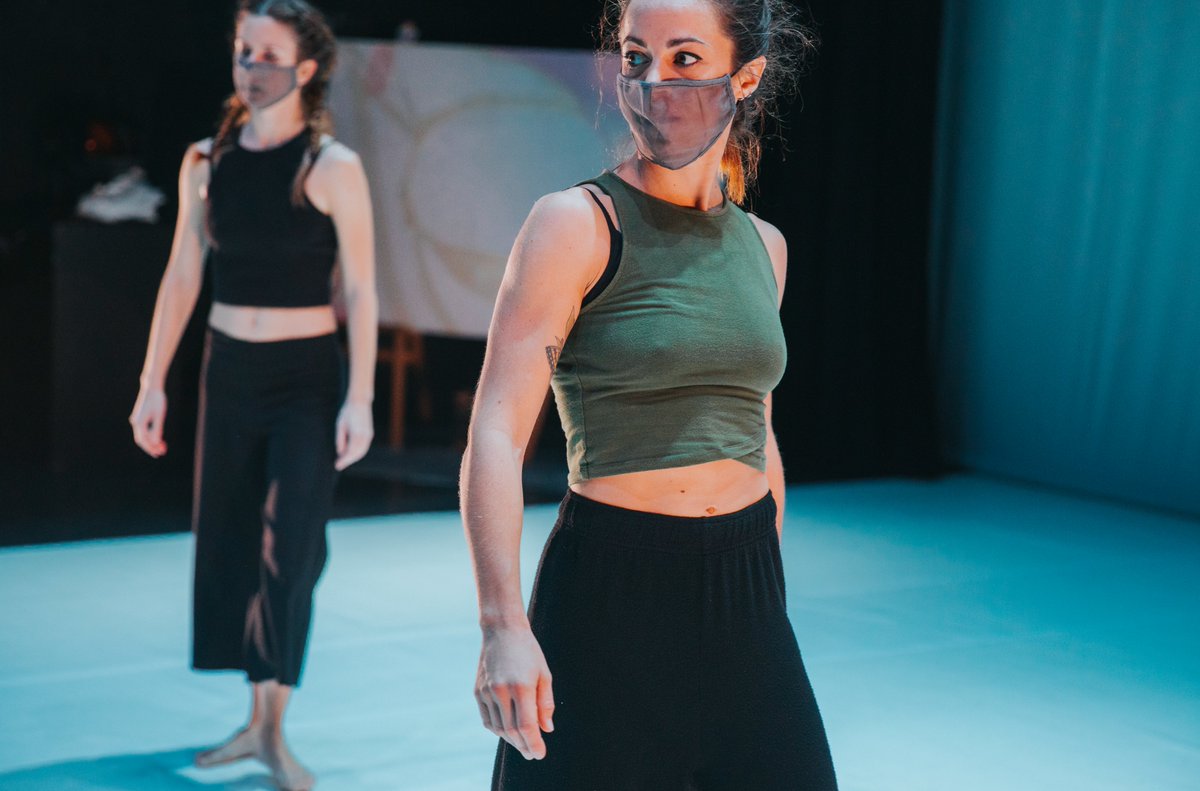 EspacioLasala's tweet photo. Taller coreográfico en @EspacioLasala
Viernes de 18h a 20h
Plazas disponibles a partir de noviembre
Foto @legazsergio
Información y reservas 🕹️ hola@espaciolasala.es
#espacioLASALA #Murcia #danzacontemporanea #bailarinas https://t.co/nImjtTlXPo