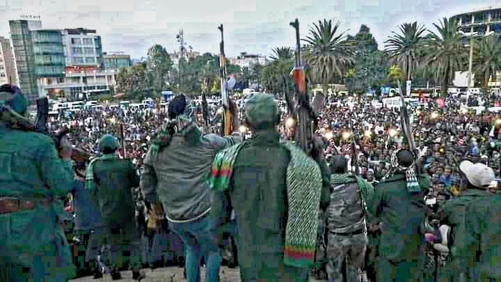 DerejeGerefa's tweet photo. ክተት ወደ ወሎ!
የበላይ ዘለቀ ጎጃም ተነስቷል!
የደብረማርቆስ፣ የደጀን፣ የቢቸና፣ የሞጣ፣ የደብረወርቅ፣ የዳንግላ፣ የቲሊሊ፣ የመራዊ፣ የእናርጅ እናውጋ፣ የይልማናዴንሳና መላው ጎጃም አገር ስትደፈር ቆመን አናይም በማለት ወደ ወሎ እየተመሙ ነው። https://t.co/0Mh5Y5Ul4T