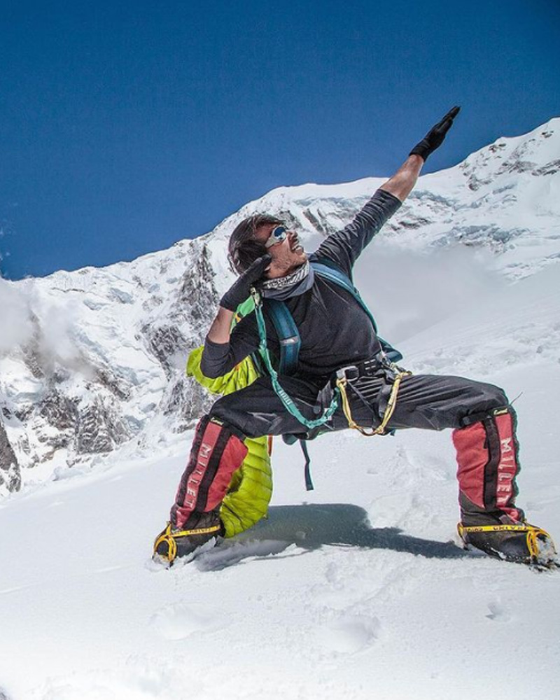 ReccyOutdoors's tweet photo. Arjun Vajpai is third youngest Indian to climb Everest. At 17 he was the youngest Indian to climb Lhtose and the youngest to summit Manaslu.
In 2015, he scaled a 20,280 ft virgin peak in Spiti an named it Mt Kalam in the memory of the late Indian President. https://t.co/laWNLf1A4T