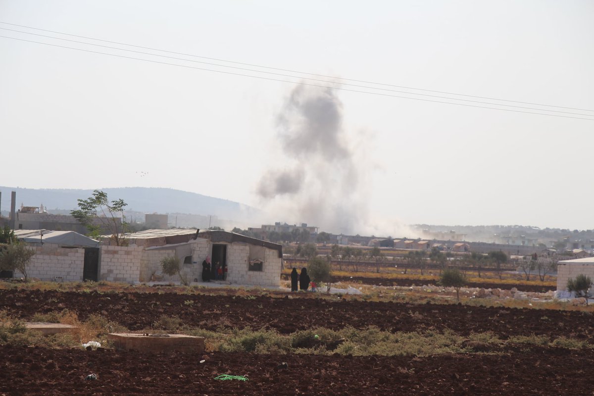 IndDoctorsAsso's tweet photo. Assad regime and Russia intentionally targeting the civilians of North West #Syria, last attack yesterday hit a refugee's camp in #Termanin 10km from #Turkey borders,where mainly women and children living in, what left one children dead and 4 children injured
STOP THE WAR CRIMES https://t.co/gOyIjcNvln