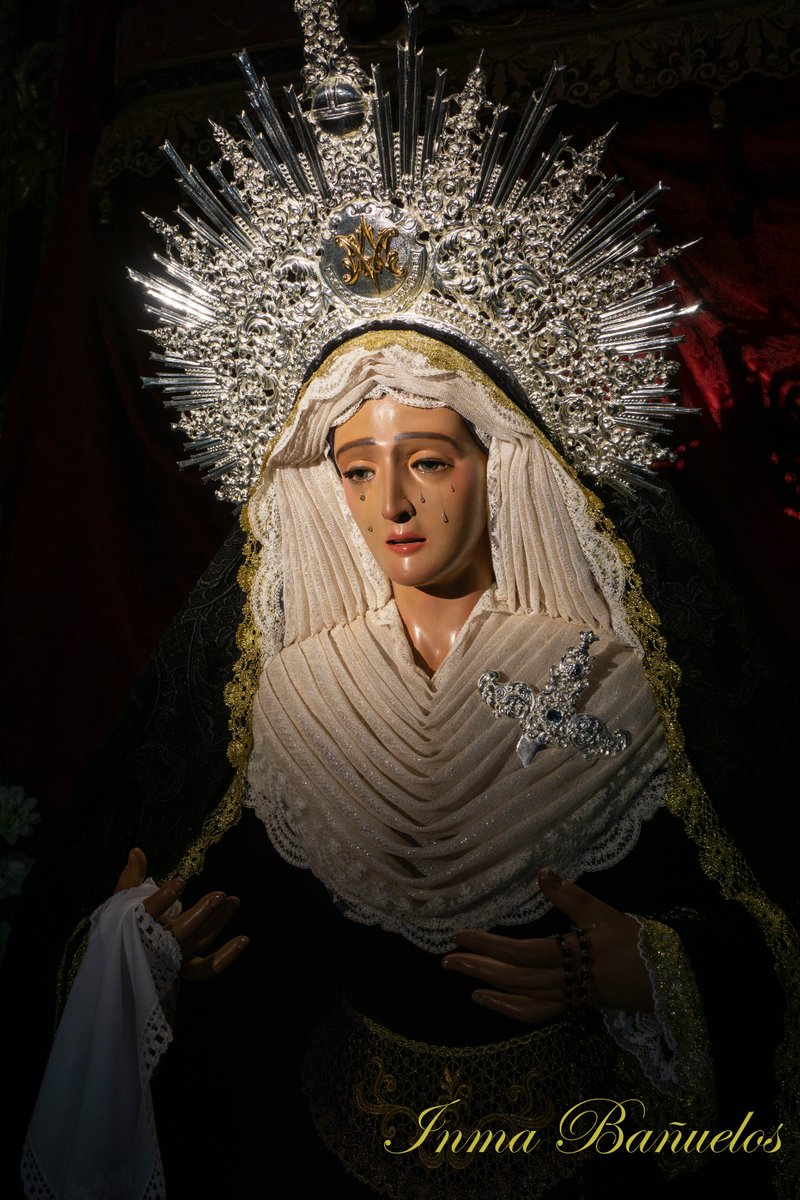 Nuestra Señora de la Salud ya se encuentra ataviada de luto para la celebración de la festividad de los fieles difuntos.

📸 <a href="/InmaculadaBaue1/">Inma Bañuelos</a>