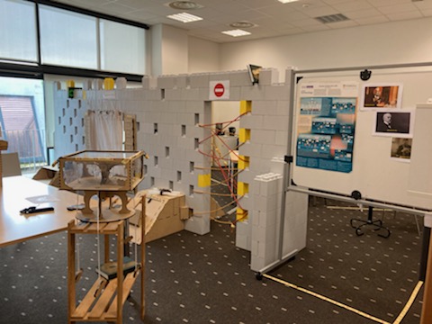 ImmunEscape's tweet photo. #ImmunEscape enfin présenté au grand public à l’occasion de la #FDS2021 à la BU Sciences @UT3PaulSabatier. Merci à la centaine de participant-es qui nous a permis d’améliorer encore #ImmunEscape. En attendant de nouvelles aventures ! https://t.co/uI96b9zZCf