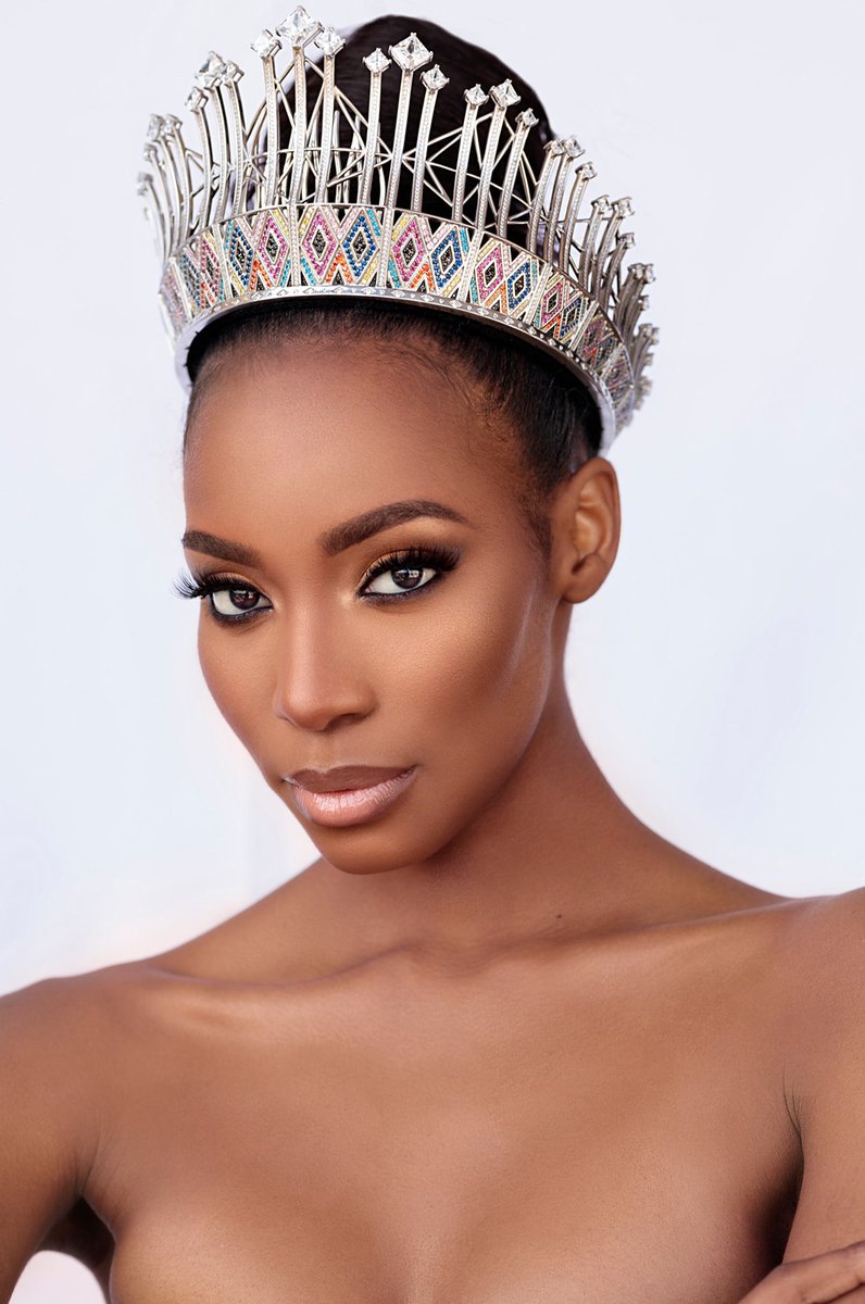 mbali_ndlela's tweet photo. I'll never get over how gorgeous Miss SA, Lalela Mswane is🥺👑❤️ https://t.co/oRFGKpL9od