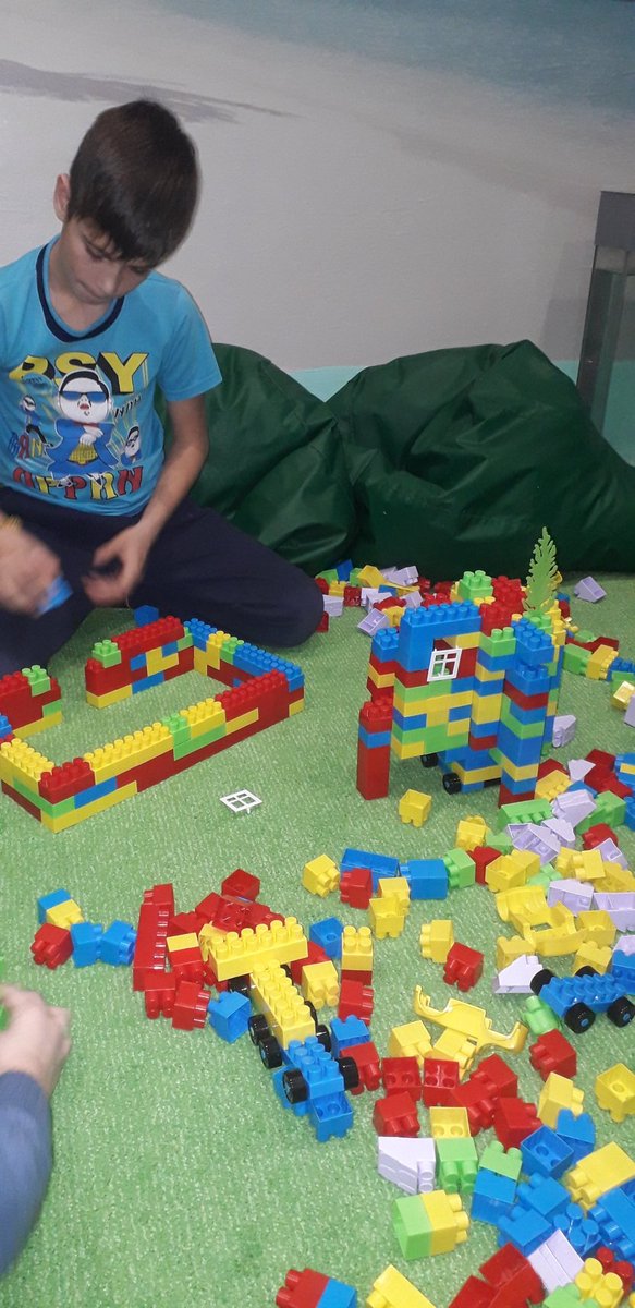 srcng20's tweet image. #mspno Любимая игра-лего!!!