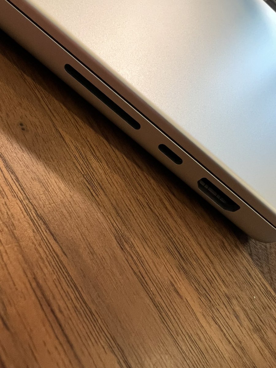 miyagi's tweet image. Welcome back, HDMI and SD slots! #MacBookPro2021 #M1Max