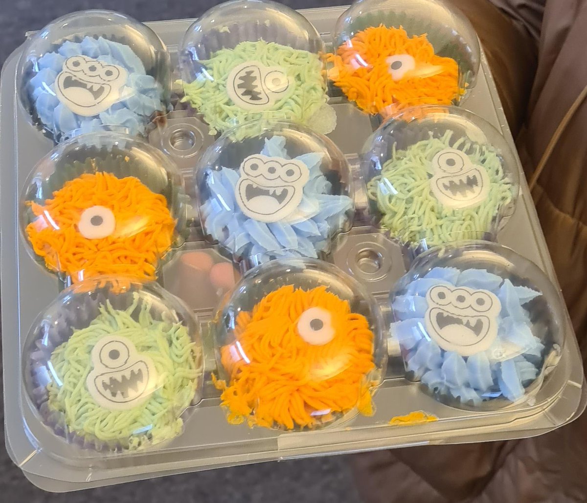 BluebirdWestmin's tweet photo. The team have been indulging in some Halloween treats this week!

How are you celebrating Halloween this year? 

#halloween #care #caringforothers #bluebirdcare #westminster #london #cityoflondon https://t.co/qvXMHOdnEm
