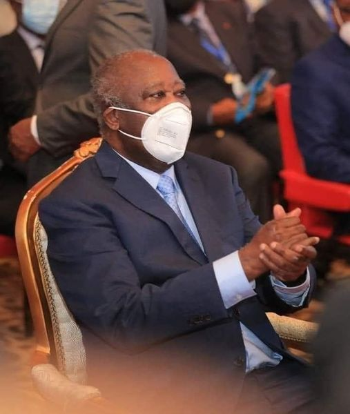 gbossouna's tweet photo. Il y a ceux qui cherchent encore à remplir le Palais des sports
Il y a ceux qui ne veulent plus continuer avec nous mais qui nous insultent à longueurs de journées.....
Il y a ceux qui sont hésitant.....
Avançons!
#GBAGBOKAFISSA
#PPA_CI https://t.co/Y4CaOwl4e1