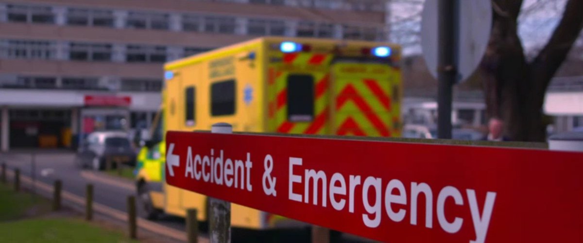 QIintheED's tweet photo. With external factors influencing overcrowding and long waits to offload ambulances, what are your ED's doing internally to maintain patient safety? #patientsafety #nhs #ED #emergencycare https://t.co/z3xkg4v7cI