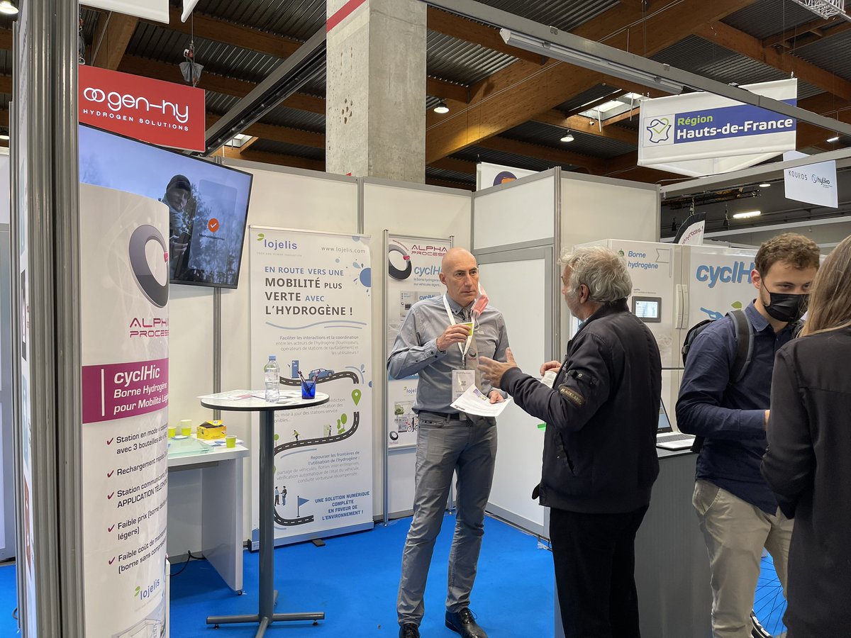 movIAtech tweet media