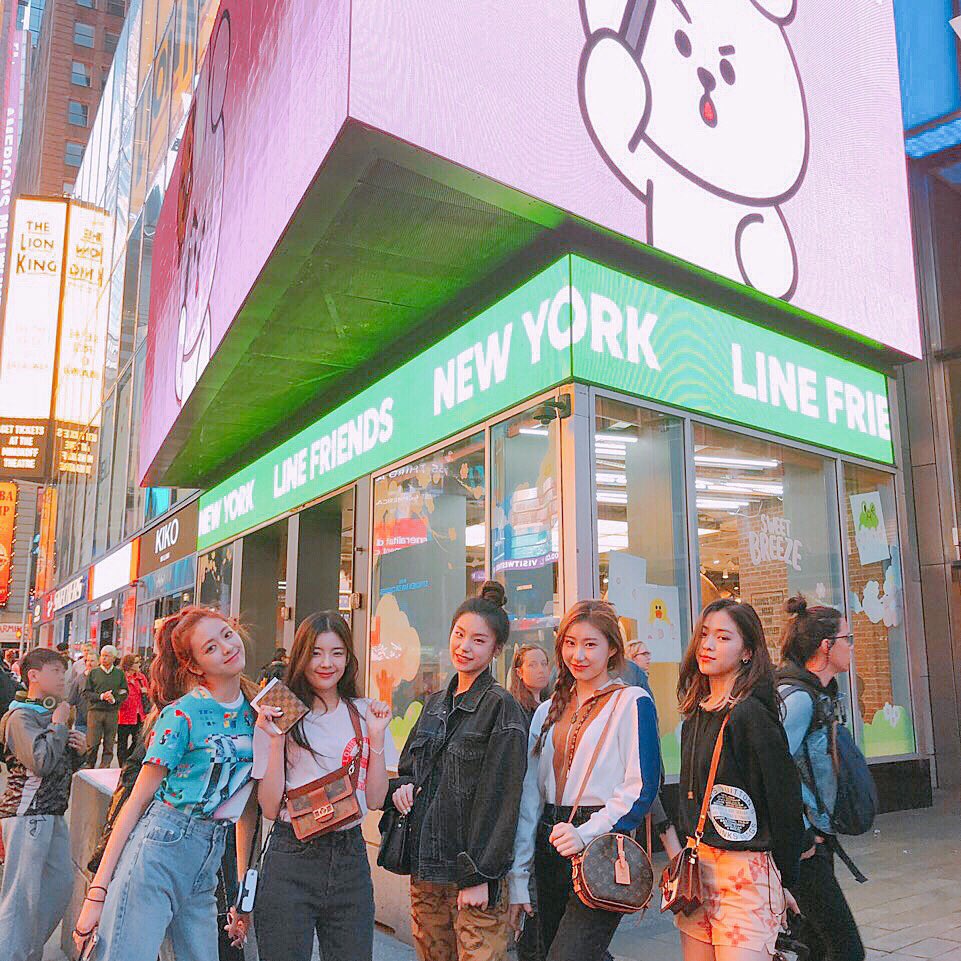 bestofitzy's tweet photo. #ITZY #있지 https://t.co/xRLqIIEGpY