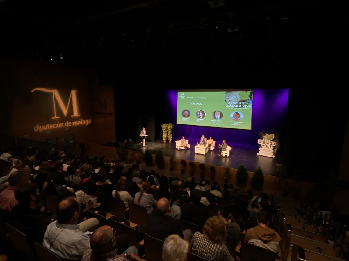 Ilovemlgviva's tweet photo. Dialogo VI Encuentro @Ilovemlgviva con @SeastainableV @future_spain @bioazul_spain y José M. Moreno en @diputacionMLG . https://t.co/awFMvz0361