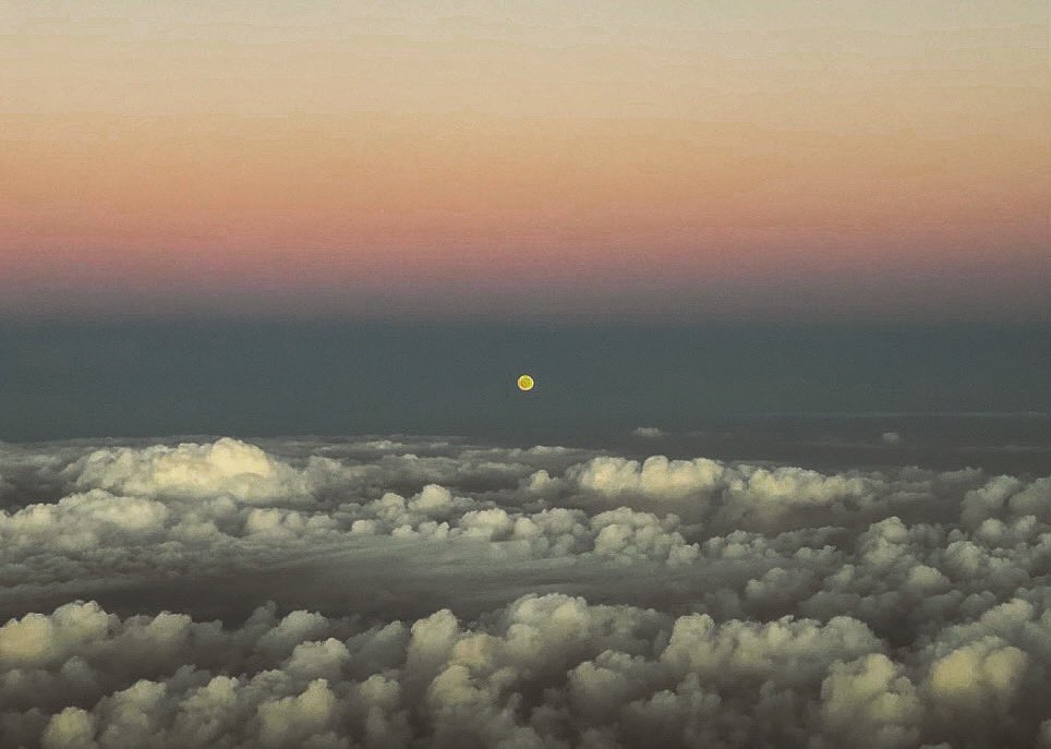 thejintour45's tweet photo. Joy of Trip!

비행기에 바라본 구름 11
Clouds seen from the plane 11

#여행 #떠나자
#힐링 #풍경사진 #구름사진 #여행사진 #여행에미치다 
#여행계획 #여행이좋다 #자유여행 #더진투어 

#relax #clouds #nature #view
#travel #koreatrip #koreatravel 
#thejintour 
#korea #corea #corée #韓国 https://t.co/m4VkrO3eOQ