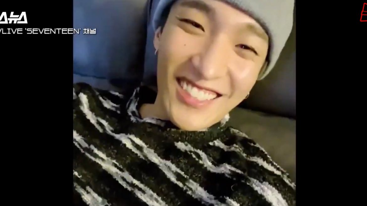 dadeuthannie's tweet photo. the infamous jeju island fight 🤣 the way the three of them shared their pov in each of their vlives so now they’re sharing about it together HAHAA

#Rockwithyou #세븐틴 @pledis_17 https://t.co/im4308DA8D