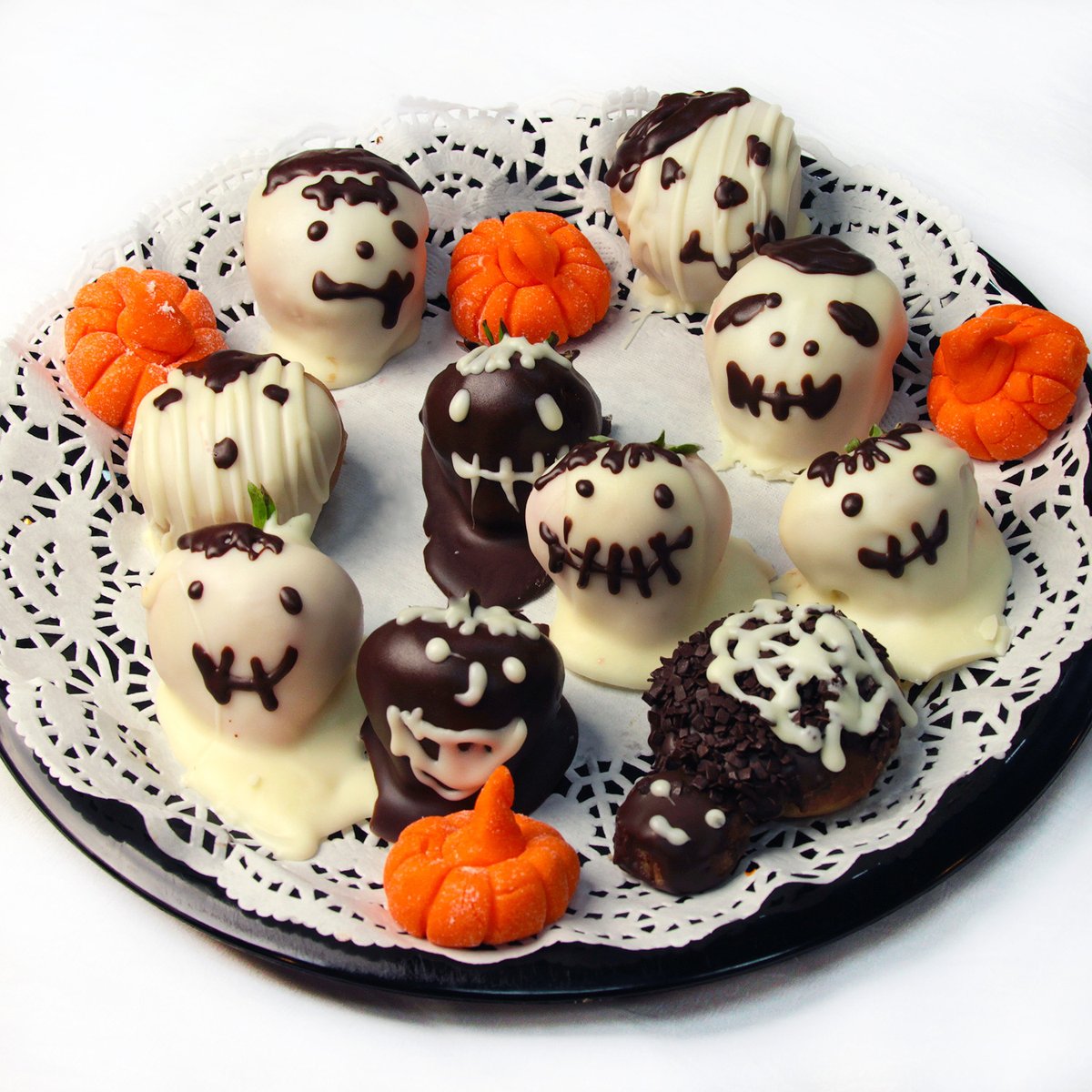 Jacks_Catering's tweet photo. Halloween 2021!🎃 Специальные тематические угощения для тех, кто планирует весело и вкусно отметить этот особенный день дома или в офисе!👻
https://t.co/3wtpE9sH2E
#хэллоуин #хэллоуин2021 #доставкаеды #кейтеринг #Москва #фуршет #catering #Moscow #halloween  #halloween2021 #event https://t.co/tn2gYKJc8G