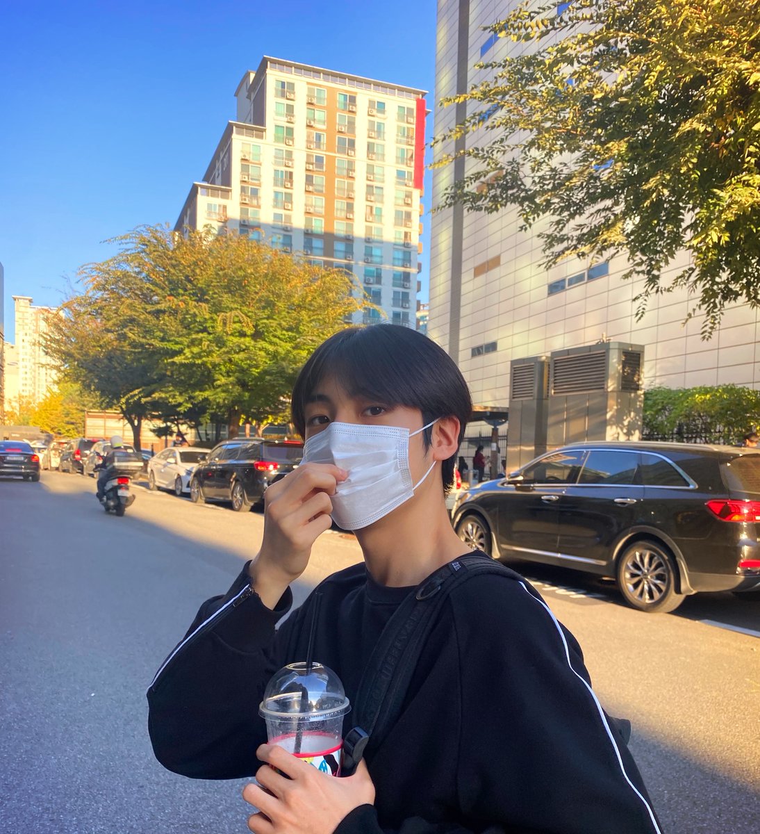 LES_BNM's tweet photo. 오늘의 오후🙂
#은상배경 https://t.co/fUbX96GgU6