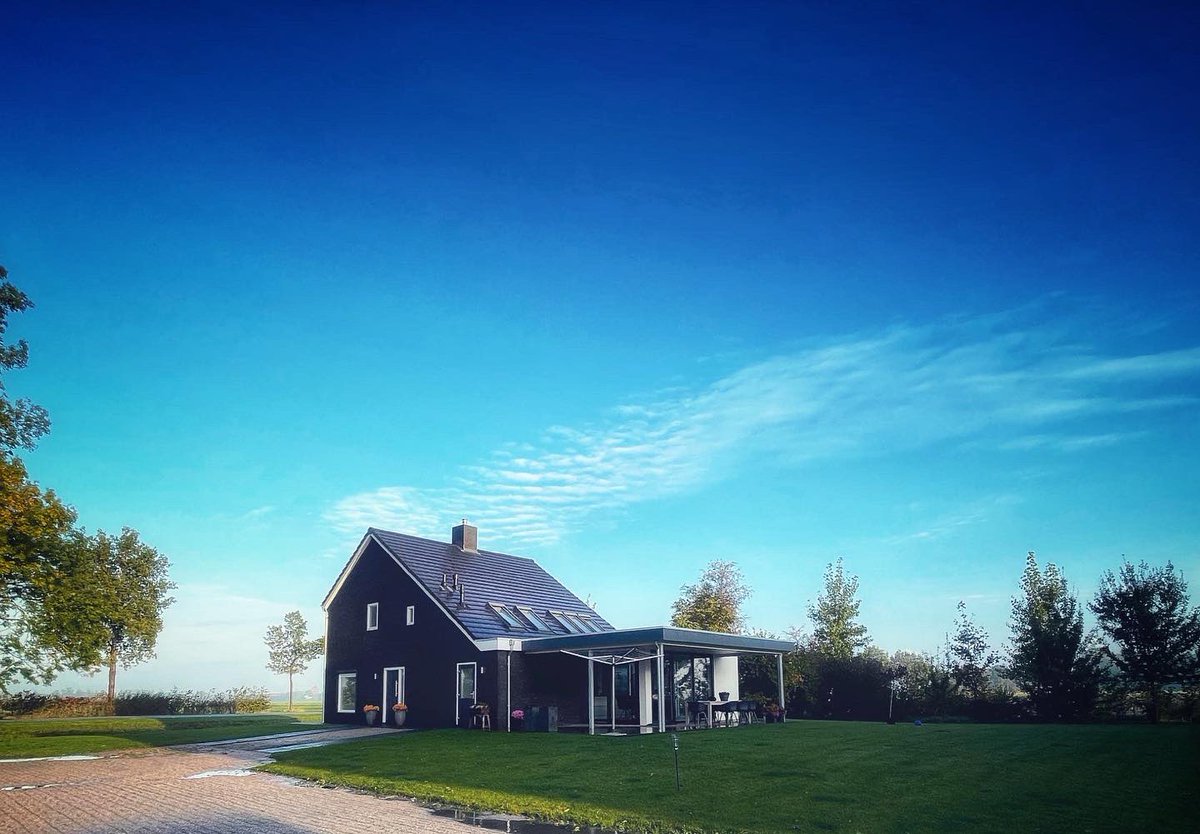 🏡 𝗧𝗢𝗧𝗔𝗔𝗟𝗥𝗘𝗡𝗢𝗩𝗔𝗧𝗜𝗘 🍀 | 𝗣𝗔𝗖𝗛𝗧𝗘𝗥𝗦𝗪𝗢𝗡𝗜𝗡𝗚 - 𝗘𝗠𝗠𝗘𝗟𝗢𝗢𝗥𝗗

Renovatieplannen? Het begint op papier. Van pachterswoning... 🏚 tot een sfeervolle en modern ogende familiewoning 🏡 te Emmeloord.

#klimaat #duurzaam #gasloos 💻boes-kok.nl