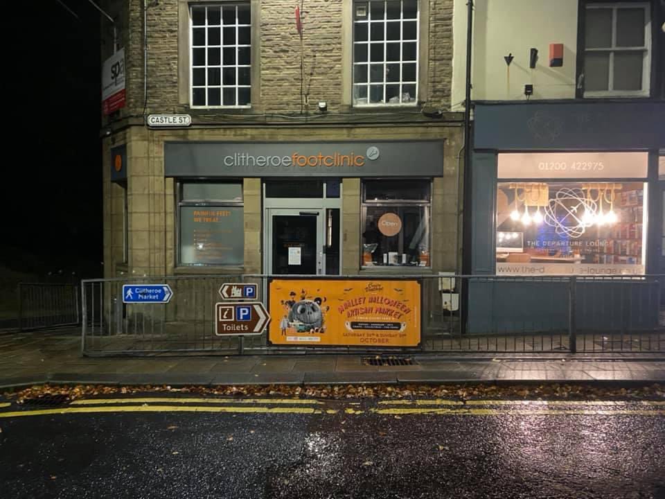 Crafty_Vintage's tweet photo. Thanks for tearing down our banners again @RibbleValleyBC | It’s a shame you’re not as motivated or skilled to distribute the tens of ££’s underspend still sat in your ‘Save The High St Fund’ https://t.co/3sZfgD1bgM