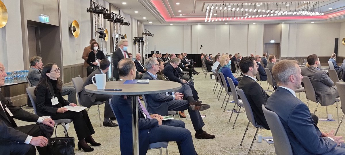 wm_gruppe's tweet photo. 10. Investmentfondstag der @boersenzeitung #wmgruppe #IFT21 https://t.co/Sr8ZpMZye9
