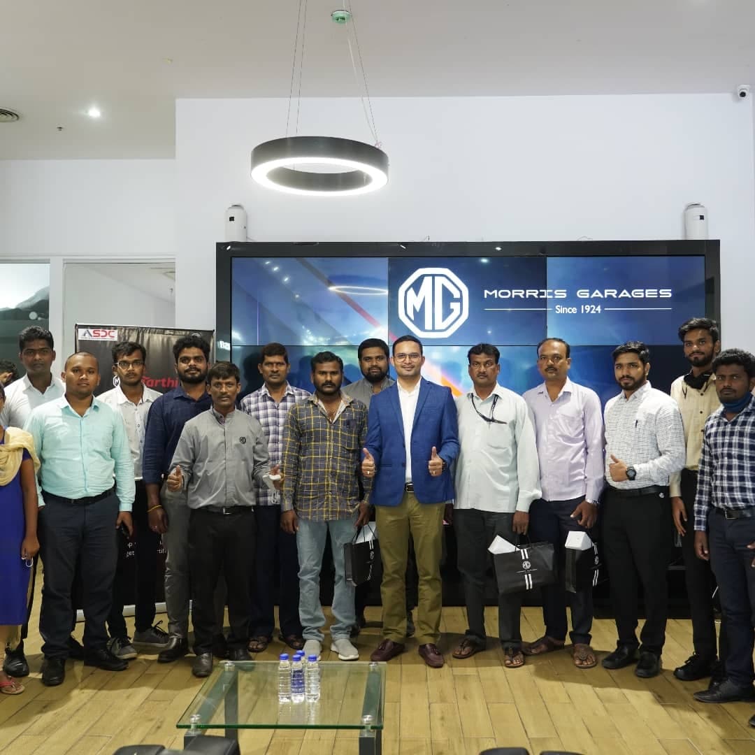 MGMotorIn's tweet photo. We are glad to launch the MG Saarthi programme. As part of this initiative, you can sign up your chauffeurs for free training in advanced technologies and hi-tech features that make the driving experience smarter, and safer. #MGSewa https://t.co/0psN4awXoM