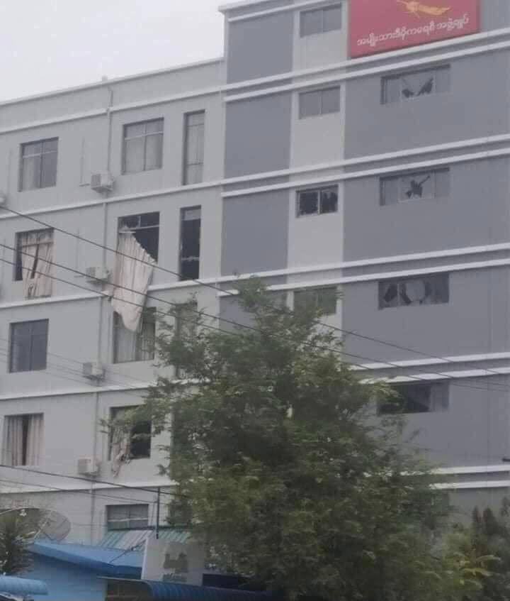 NLD offices in 62nd &amp; 33rd*34th street, and 34th street, ChanAyeTharSan tsp, Mandalay, was bombed by a group of mufti in 2 cars last night, reportedly. #WhatsHappeningInMyanmar #Oct28Coup #HelpMyanmarIDPs