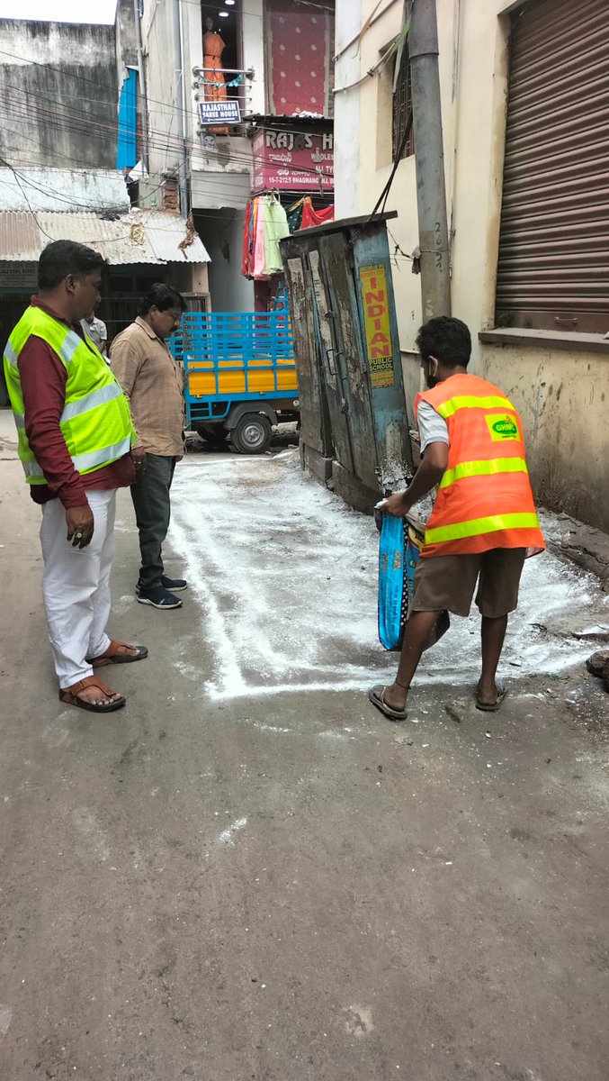 amoh141's tweet photo. @mrqfan @GHMCOnline Dear citizen garbage is cleared https://t.co/03NknO7E4s