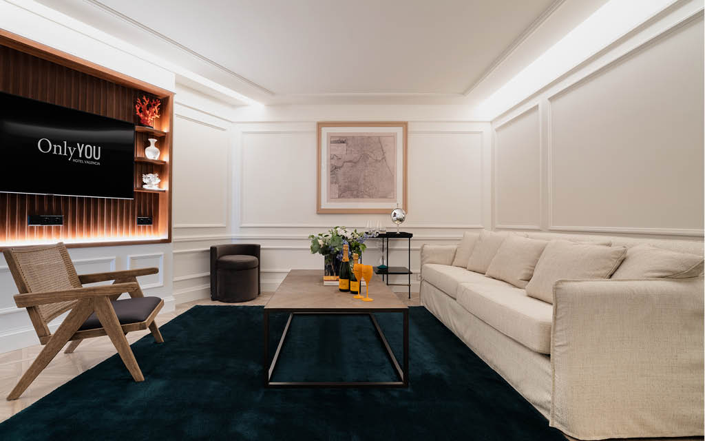 At ZAFIRO we are very proud to have done our bit to help <a href="/OnlyYOUHotels/">Only YOU Hotels</a> to become the chain's first five-star in Valencia. 
In this article, we will briefly tell you how we did it together: buff.ly/3CmExII