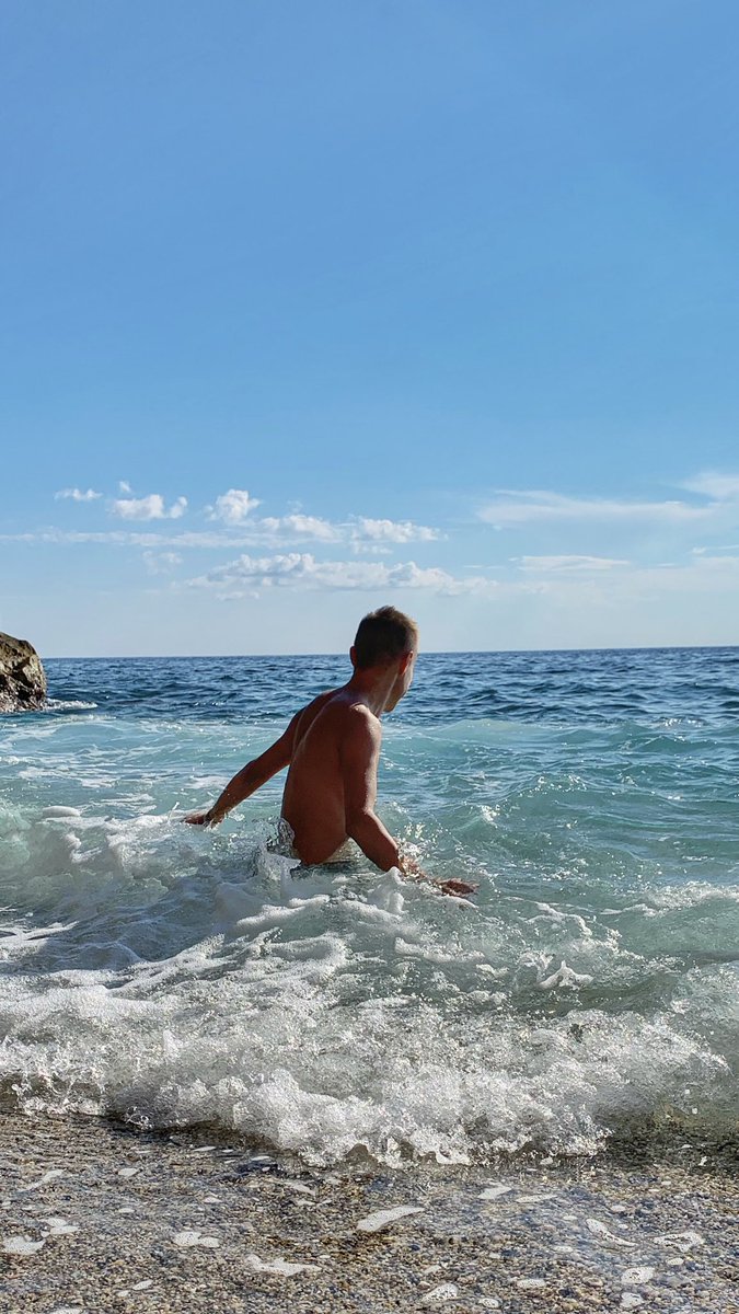 Немного продлил себе лето. Теперь снова в холод и локдаун(