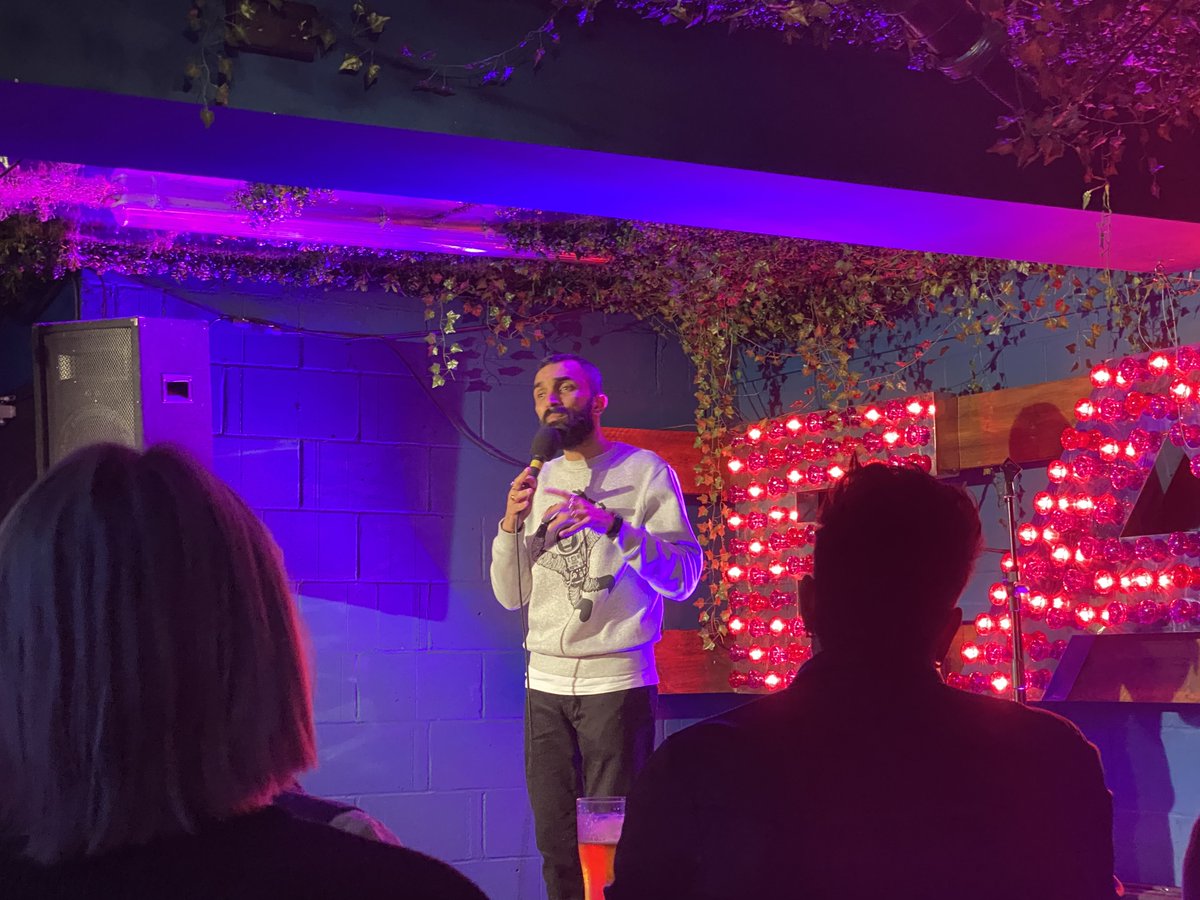 marcthevet's tweet photo. Not easy judging last night's #BrightonGrin Comedy Award Final, but congrats winner @JoshuaDavidMays, runners-up @ScientistSuri &amp; @SirMicah96, plus all other finalists. Brilliant MC-ing by @Willduggan. Great to judge with @lulu_baker &amp; meet @SteveChortle too :) #Brighton #comedy https://t.co/ULSjLWrl0F