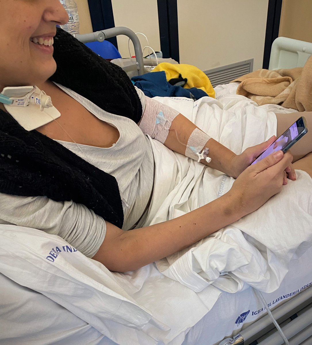 Covid19: Angela vede la figlia neonata dopo due mesi siciliaedonna.it/notizie-e-attu… #COVID19 #pandemia #salute