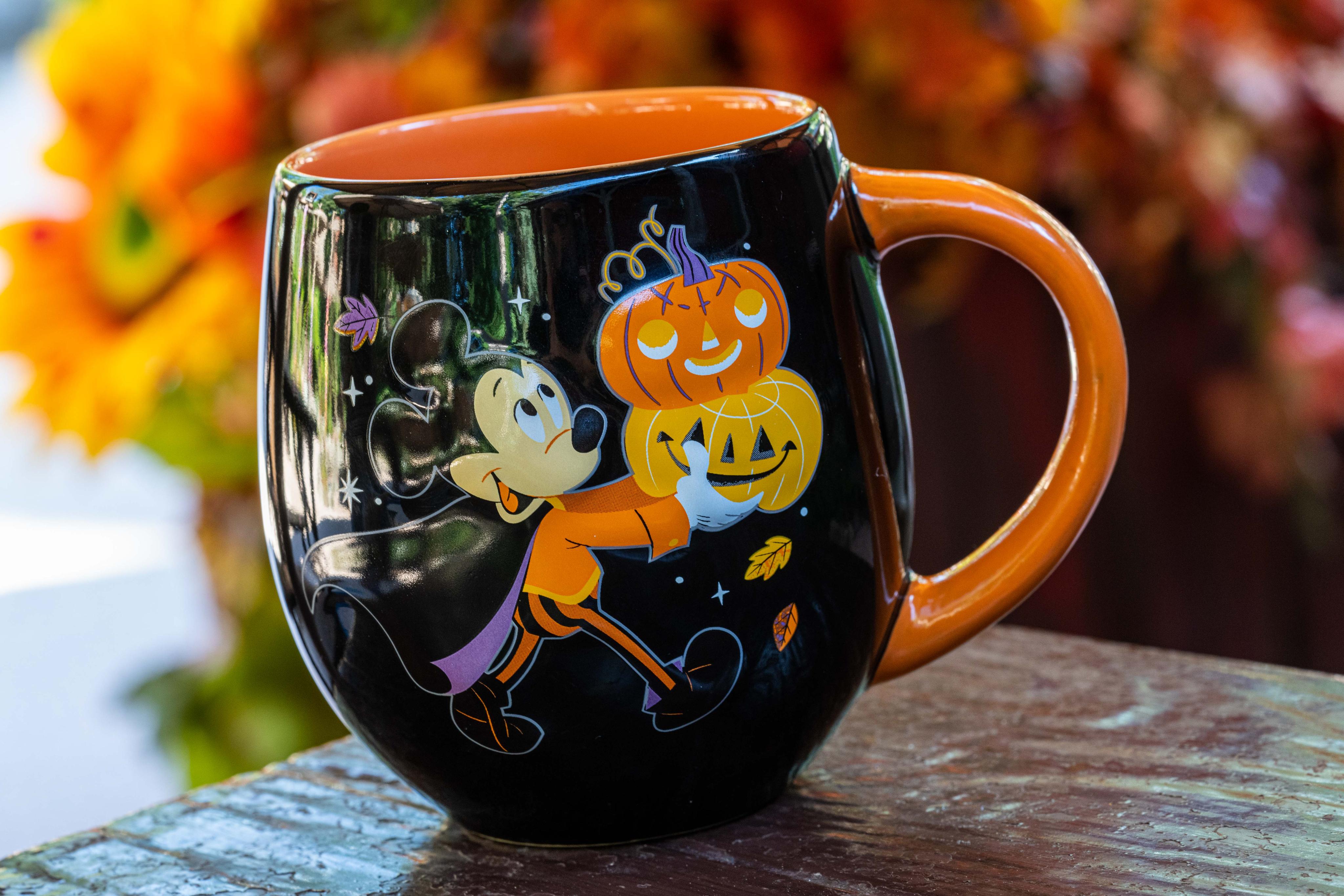 Disneyland Paris EN on X: "Add a mischievous touch to tea time with this  new Halloween mug ☕🎃 https://t.co/YvPH2dcEt8" / X