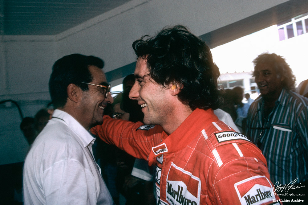 Milton da Silva, Ayrton Senna's father, has passed away at the age of 94.
Photo: father and son in Jerez 1990, right after Senna's pole position.