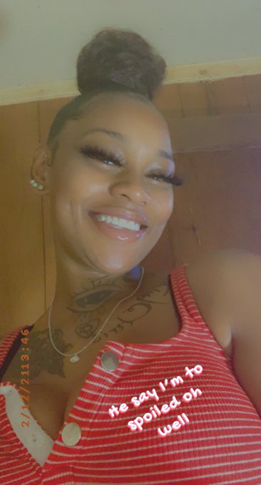 After I got dressed 🔥🔥 https://t.co/YLE2PzJAmP