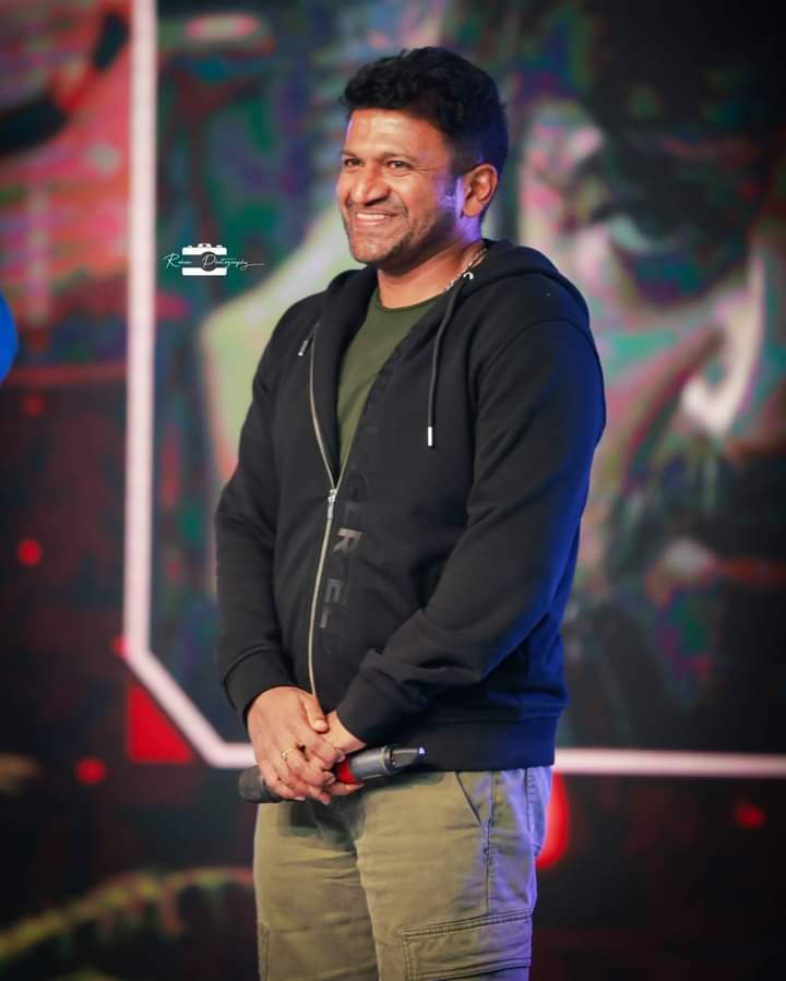 POWER STAR 🌟🌟🌟 

@PuneethRajkumar 😍❤
#Bhajarangi2ReleasingOnOct29th 
#PowerStar #PuneethRajkumar #Appu #PRK #AppuBoss #AppuSir #James #Dvitva #Bhajarangi2 #PuneethOnline