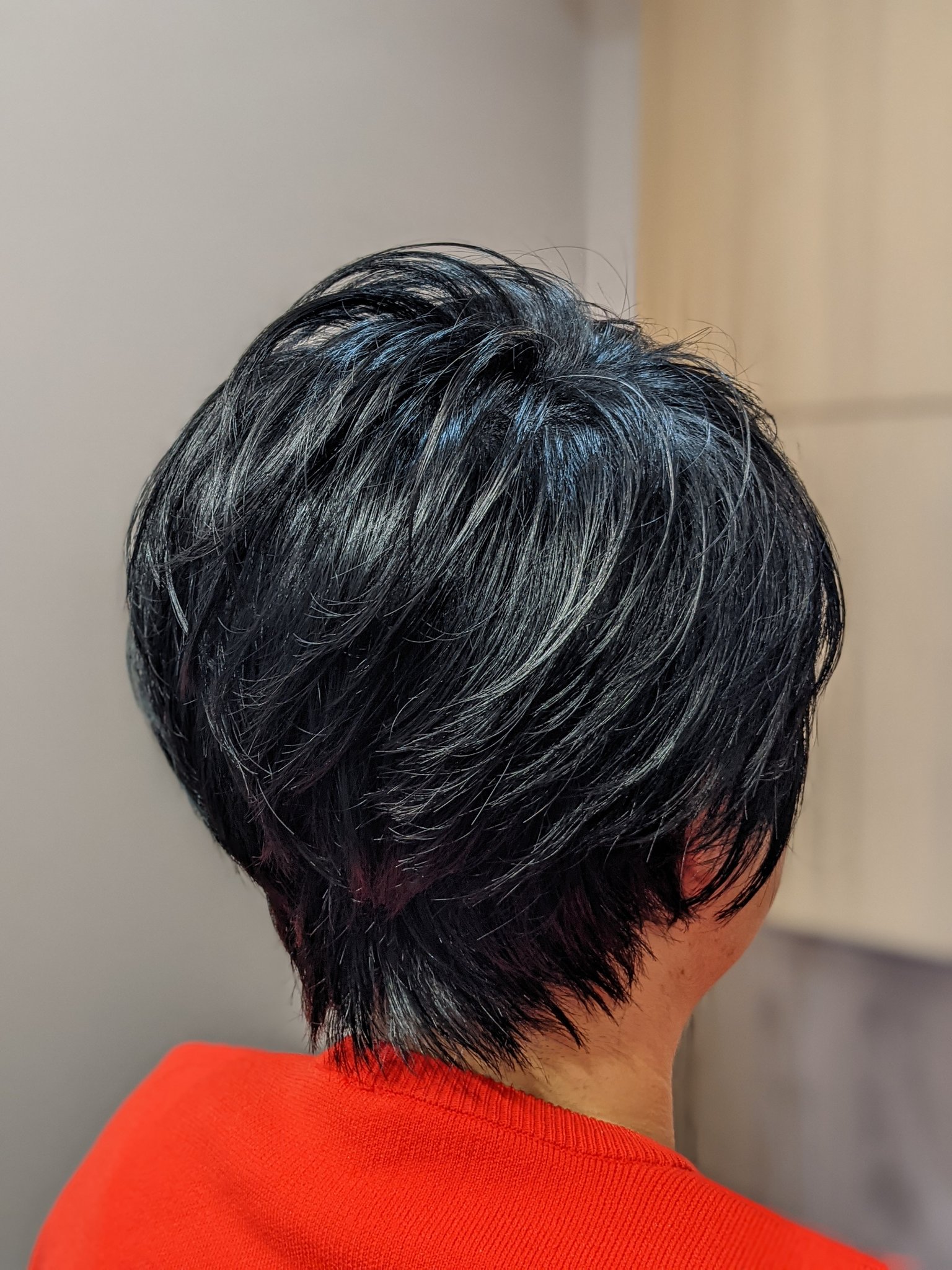 Uzivatel Ryuko Beauty News Na Twitteru 髪が硬くて多い40代 乾かしただけ 動きと細かく束感が出ました 40代ショートヘア 硬い髪 T Co Bg6burd06y Twitter