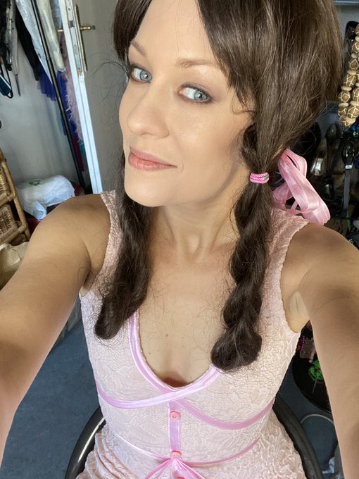 How do I always get into this situations? 🤔😁 https://t.co/wYcEuQUMWT<a href="/tag/myfreecams"class="tags"><span>#myfreecams</span></a>