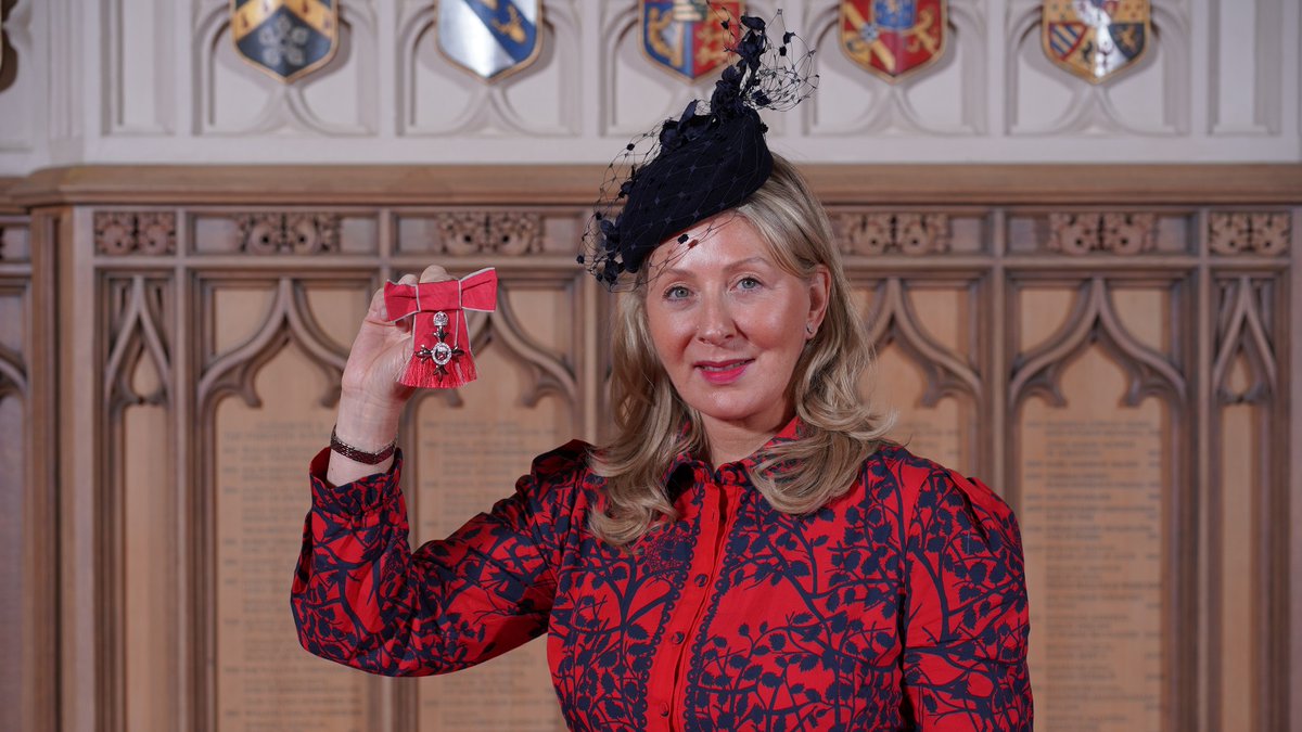 Congratulations to our co-CEO @SashLondon who, yesterday, was officially awarded her #MBE at Windsor Castle for services to young girls and women through #technology. Read more about Sheridan's work at #TechSheCan and see how you can get involved bit.ly/tscabout